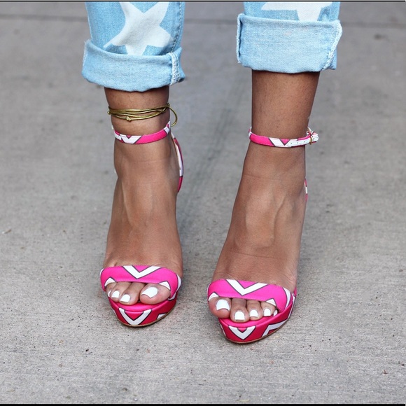 SOLD! ⛔️Charlie by Matthew Zinc Candy Cane Heels  - Picture 4 of 5